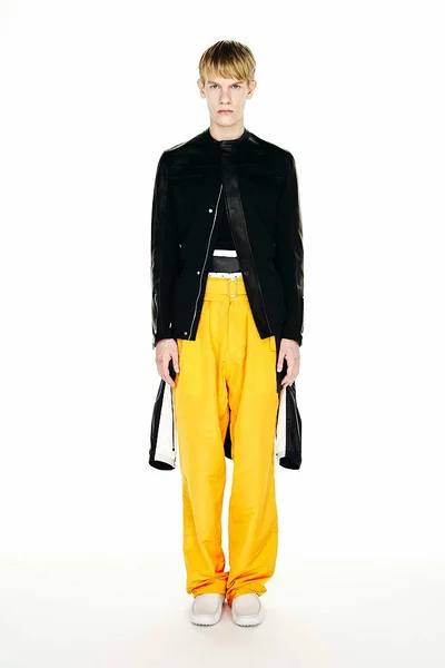 Look 19